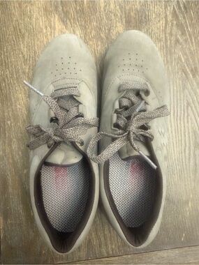 SAS Women's Lace-Up Sneakers in Taupe
